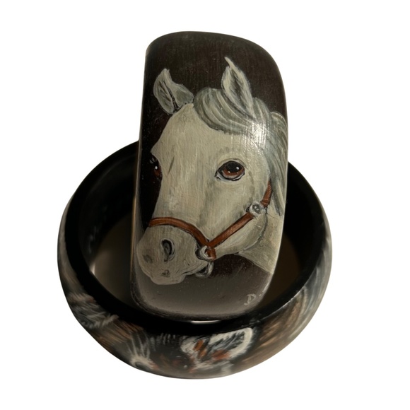 Two Vintage Amazingly Hand Painted Wood Bangle Bracelets Horse & a Raccoon - Picture 1 of 7